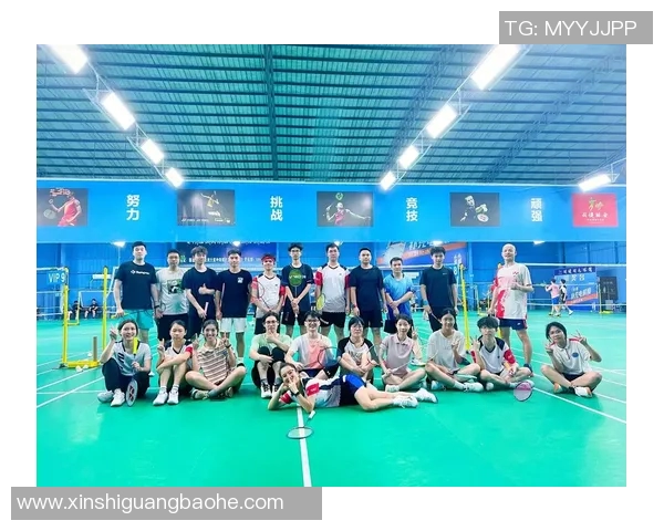 杭州羽毛球队与上海羽毛球队赛后复盘团队协作的成功与不足分析 杭州羽毛球队与上海羽毛球队赛后复盘团队协作的成功与不足分析